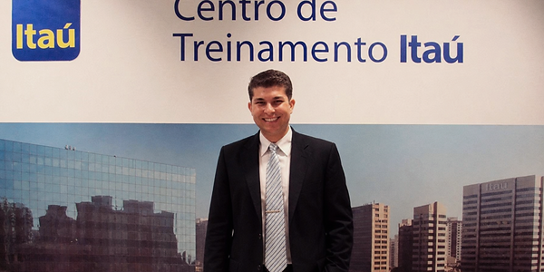 Thiago Oliveira no Centro de Treinamento Itaú